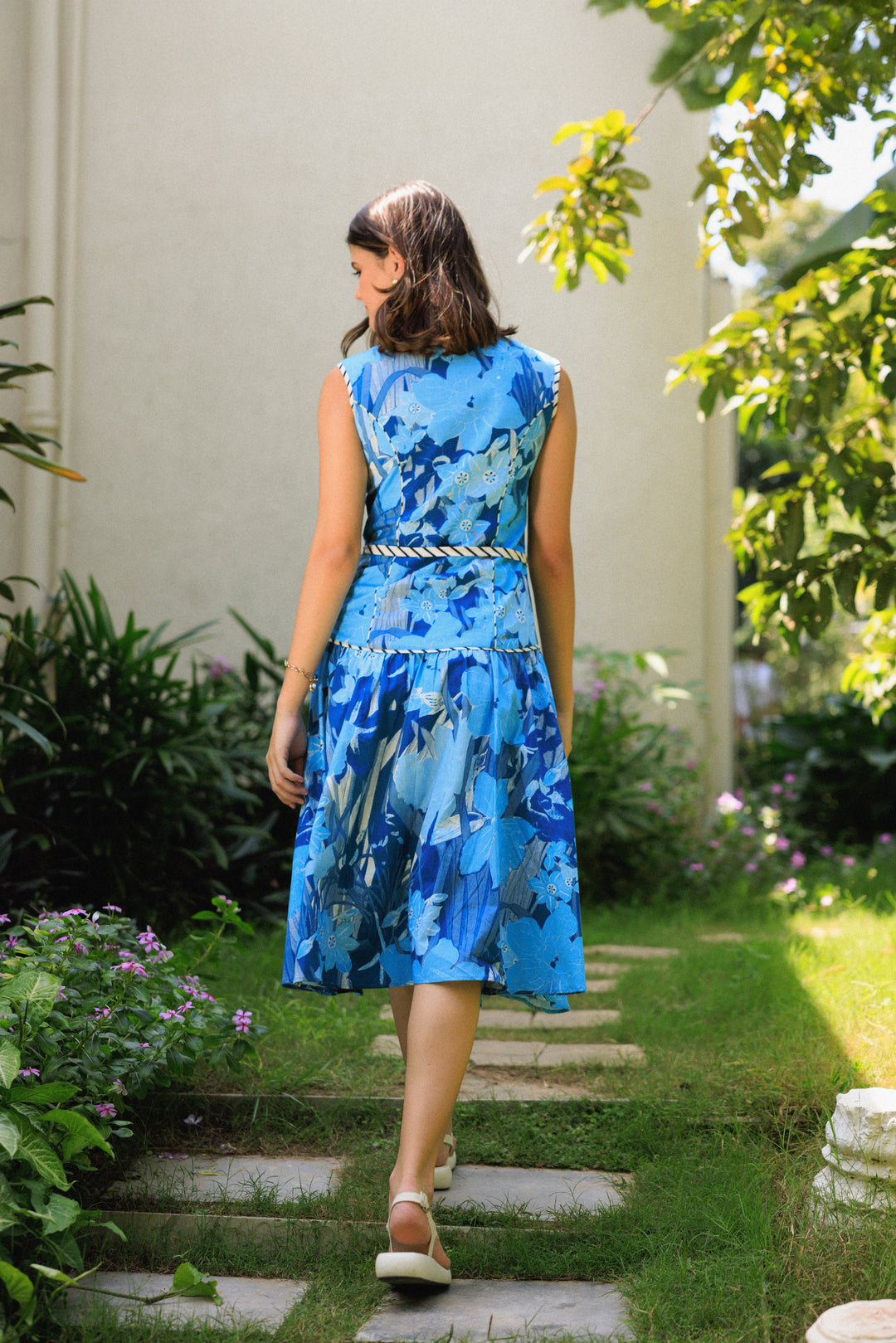 Vanika Blue Sleeveless Dress